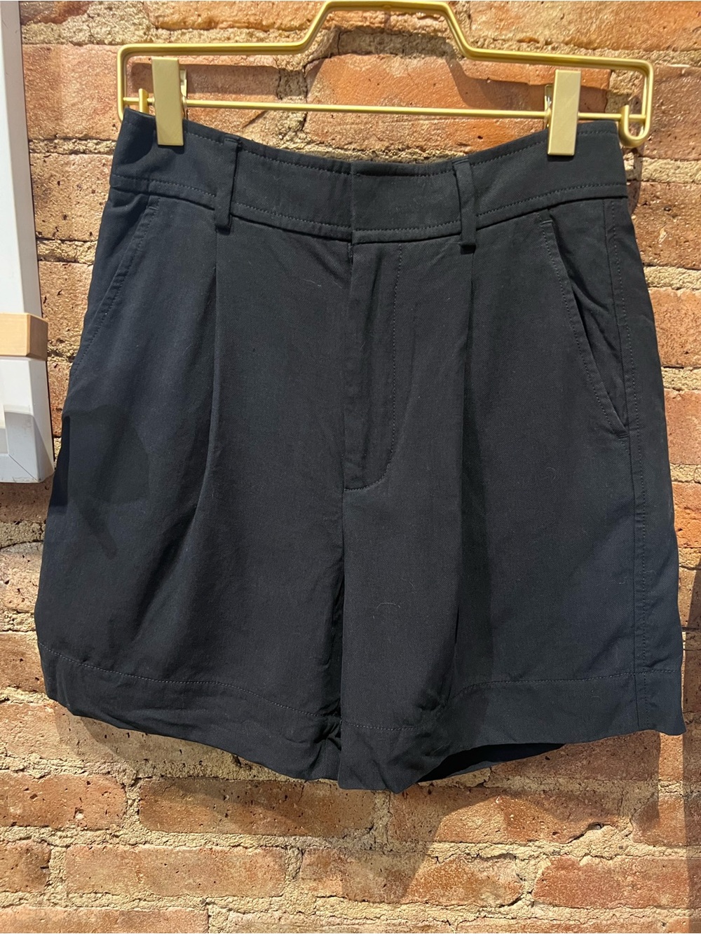 Everlane Black High-Rise Tailored Bermuda Shorts with Belt Loops